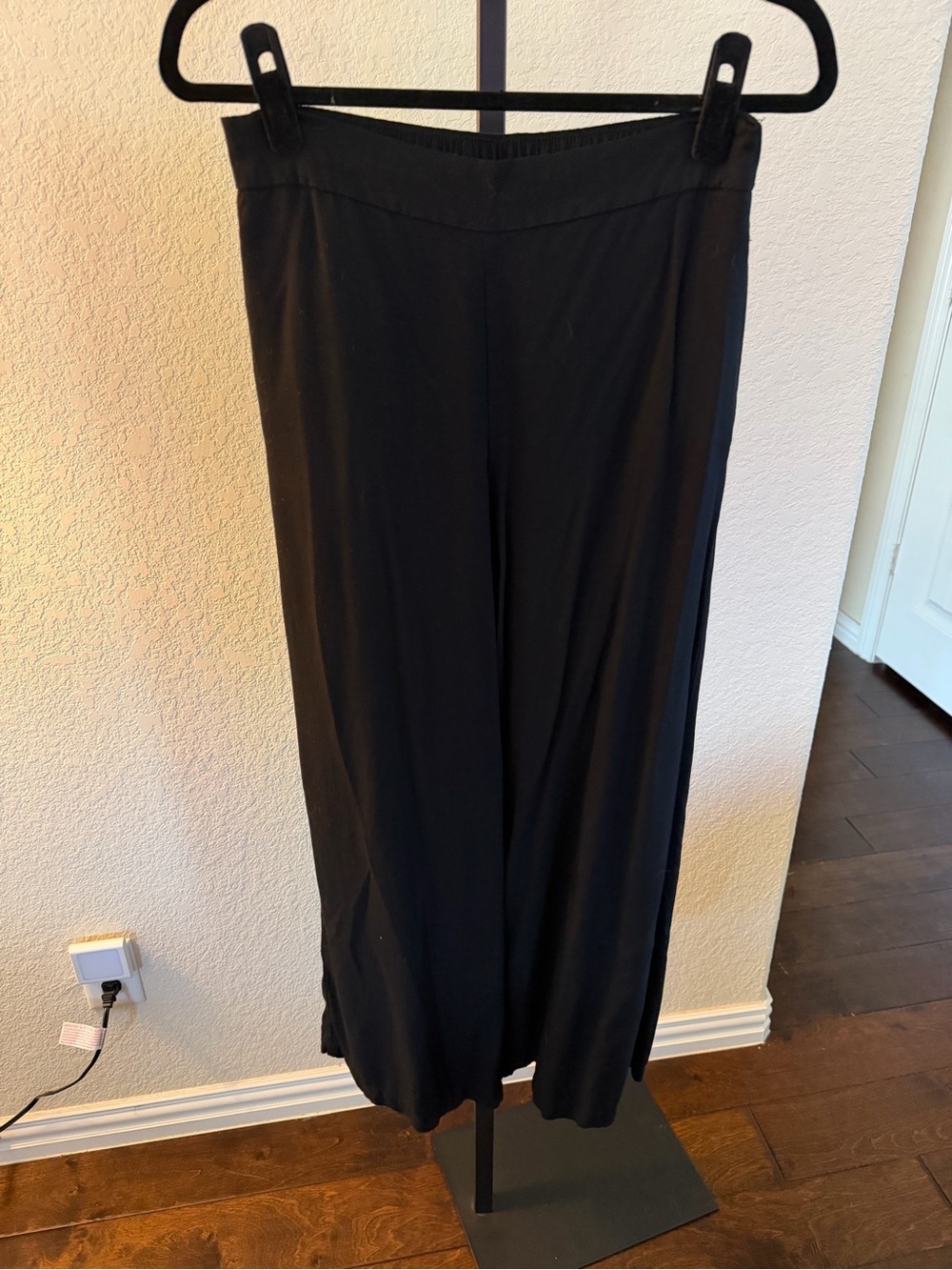 Old Navy Black Wide-Leg Pull-On Pants
